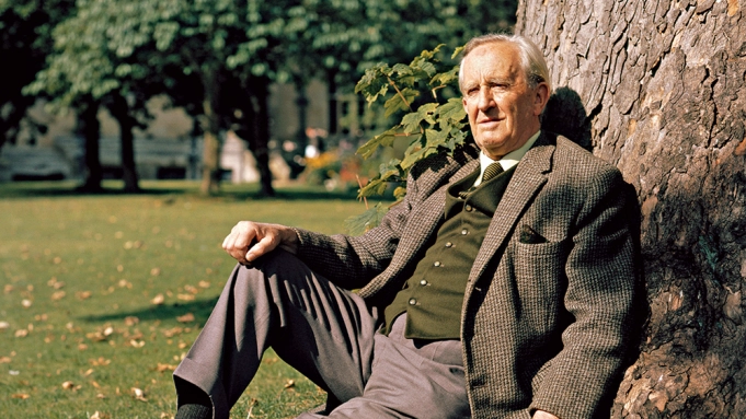 Which author would you invite to your thanksgiving dinner? JRR Tolkien