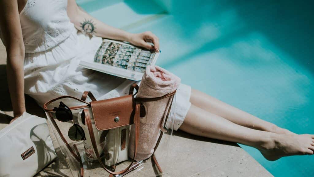 What Poolside Read You Need: Amazing Books With Swimming