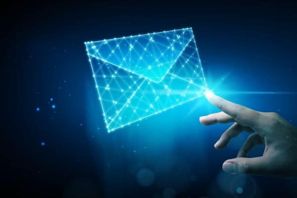 literary-quotes-email-signature-digital-email-hologram